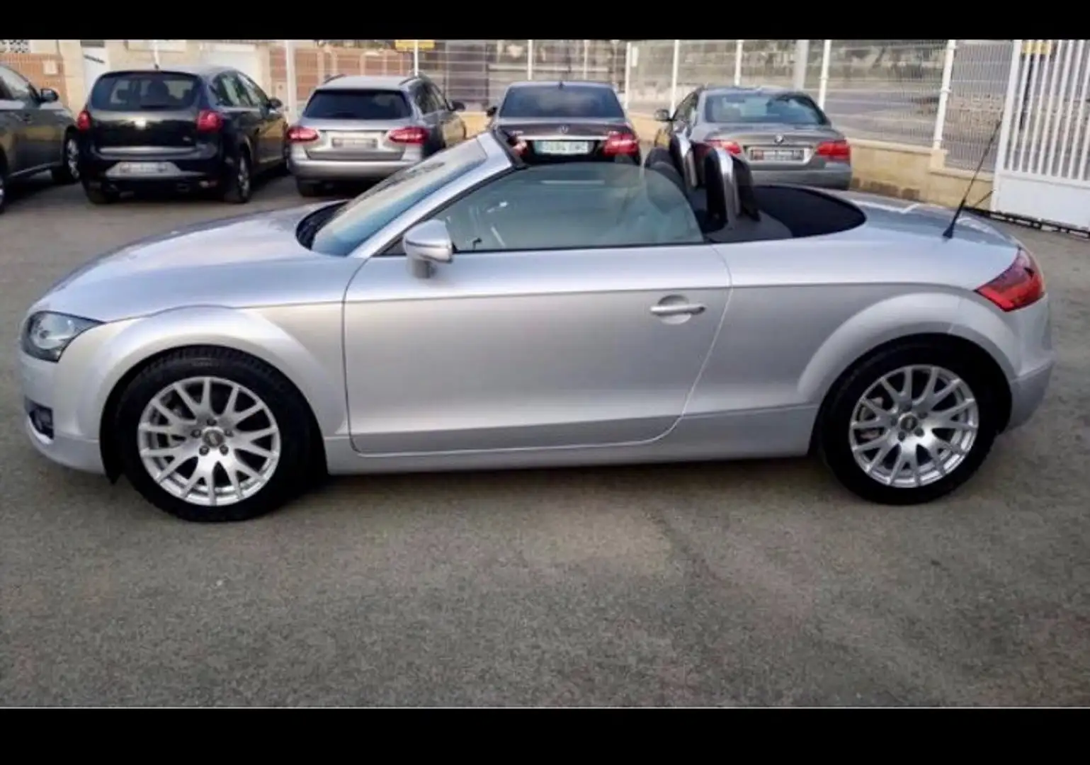 Audi TT TT Roadster 2.0 TFSI Plateado - 1