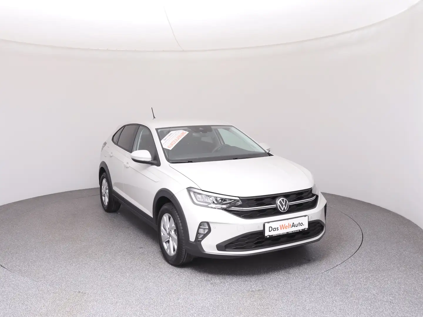 Volkswagen Taigo 4Me TSI Grau - 2