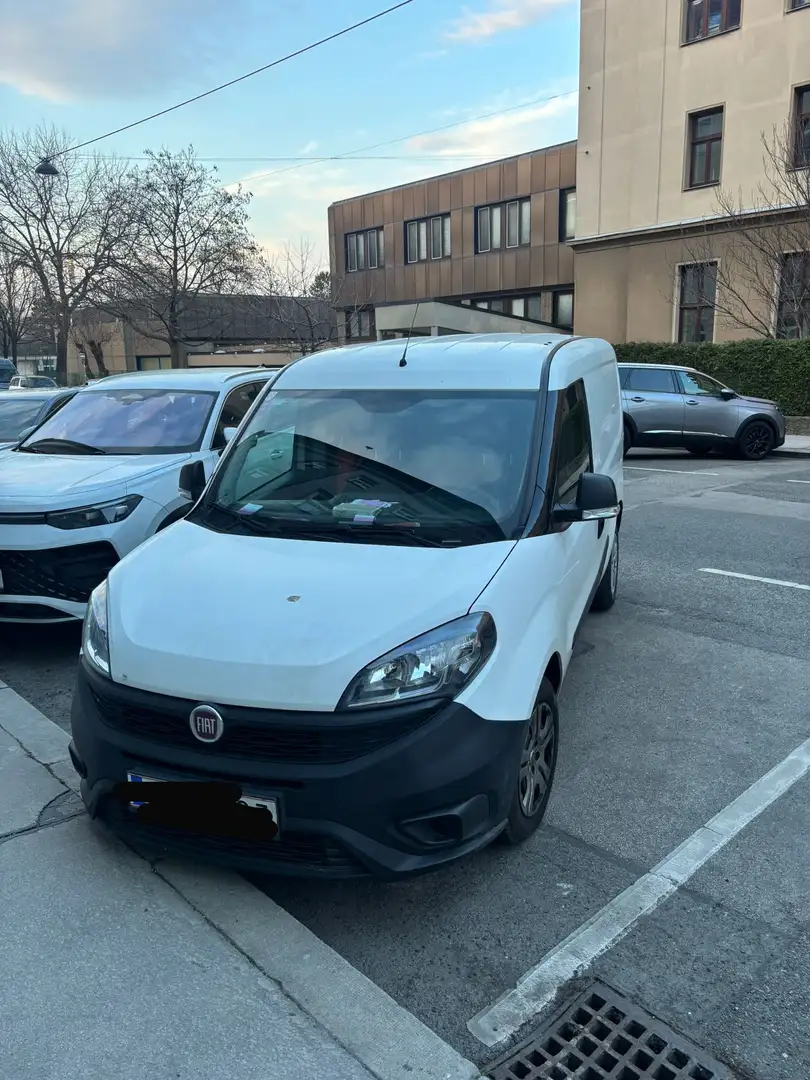 Fiat Doblo Basis 1,3 MultiJet Start&Stop 95 ECO Weiß - 1