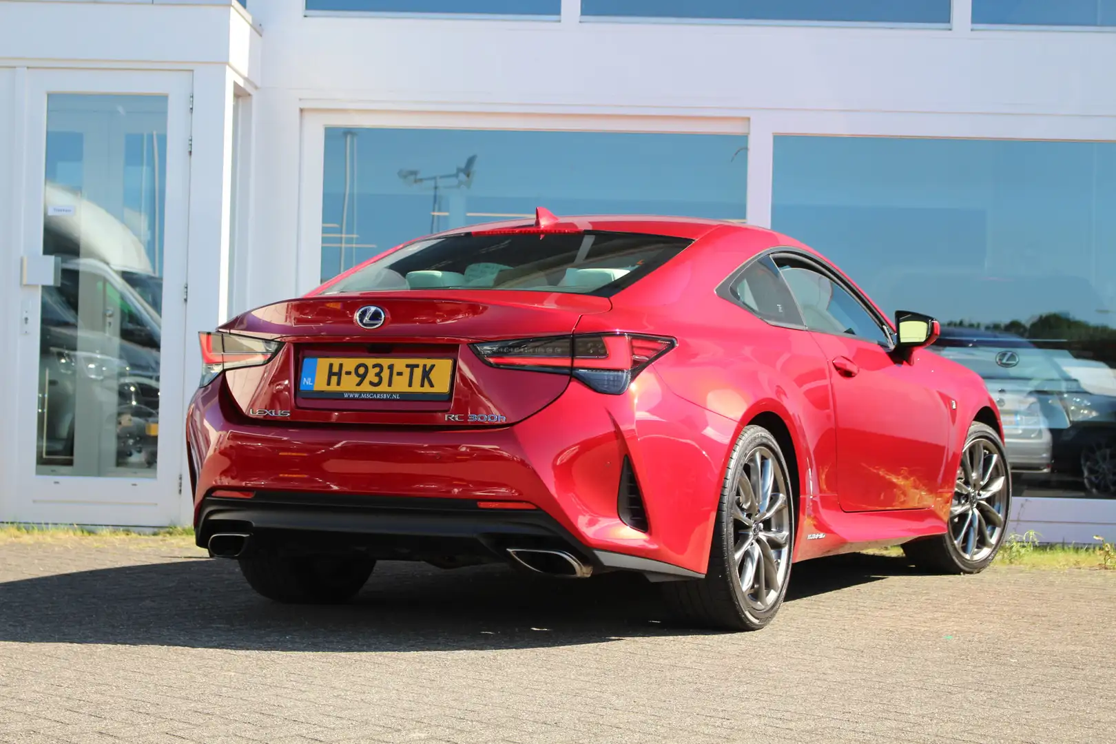 Lexus RC 300h Hybrid F-Sport Premium I NL-auto I Mark Lev. I Car Kırmızı - 2