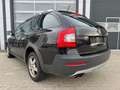 Skoda Octavia Combi Scout 4X4 Czarny - thumbnail 3