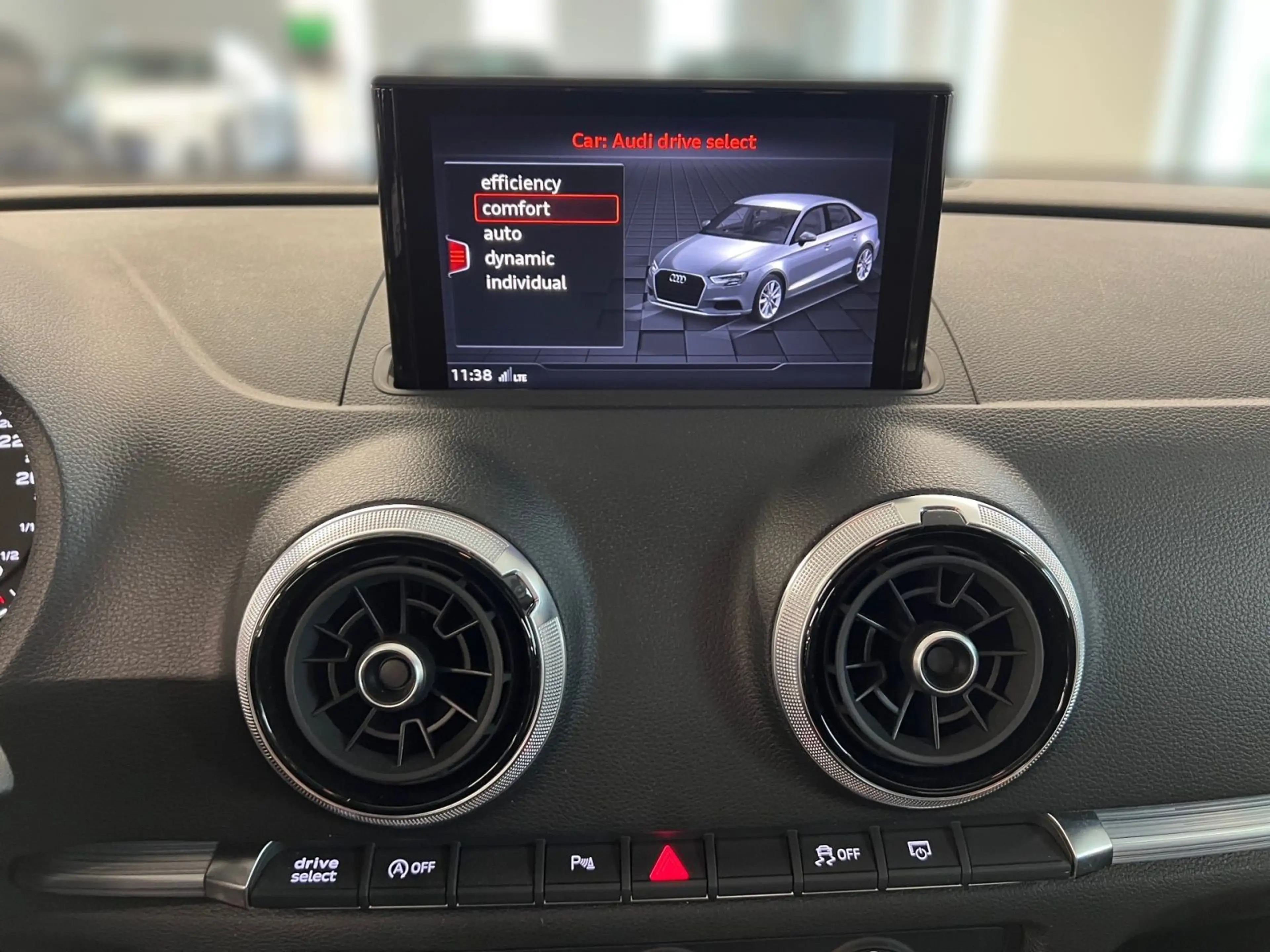 Audi A3 35 TFSI S tronic sport Bluetooth PD — photo 9
