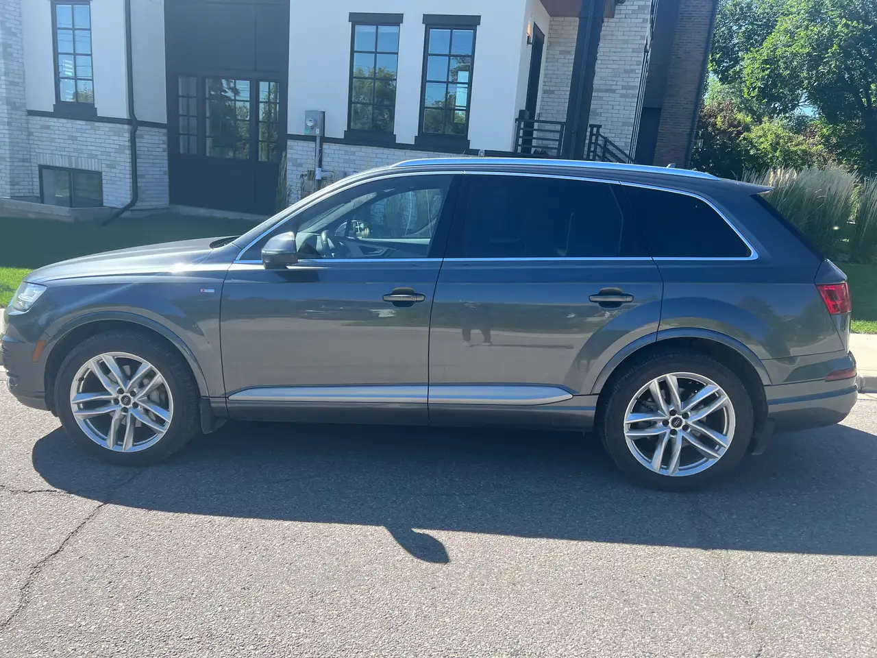 Audi Q7 снимка Audi Q7