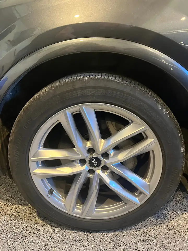 Audi Q7 снимка Audi Q7