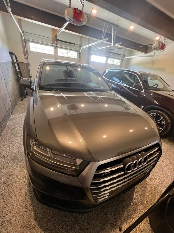 Audi Q7 снимка Audi Q7