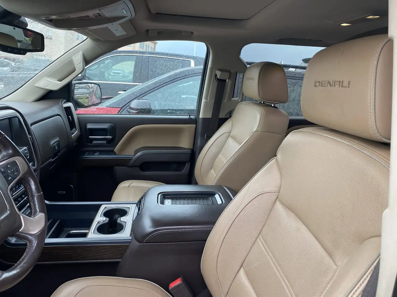 GMC Sierra 1500 снимка GMC Sierra 1500