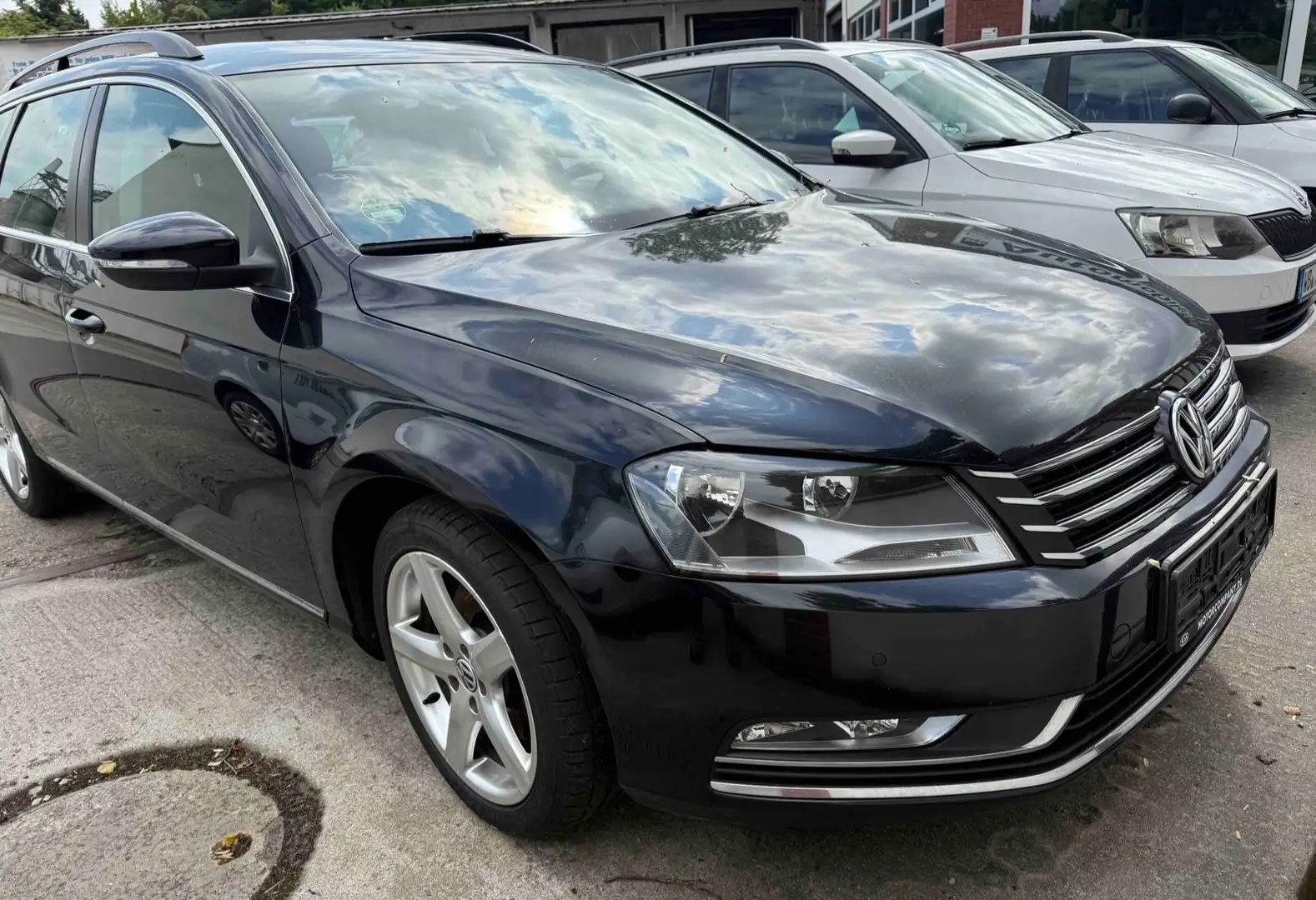 Volkswagen Passat Variant Comfortline BlueMotion 8fach Schwarz - 1