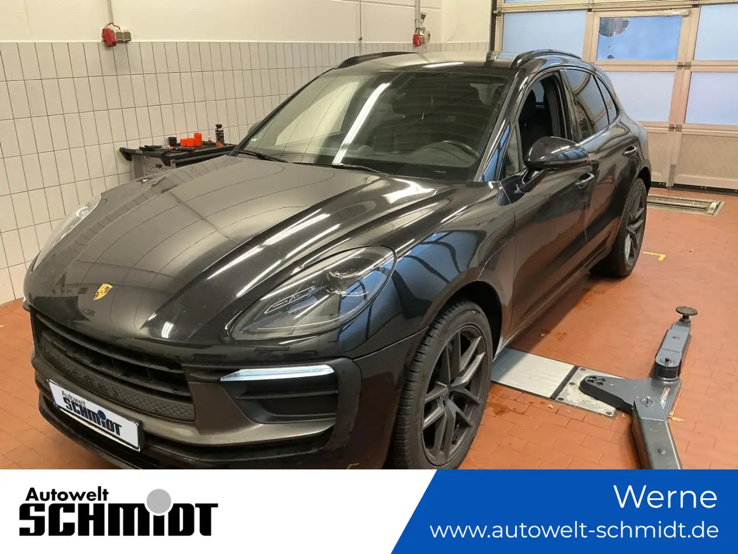 Porsche Macan T + 1.HAND + MWST Schwarz - 1