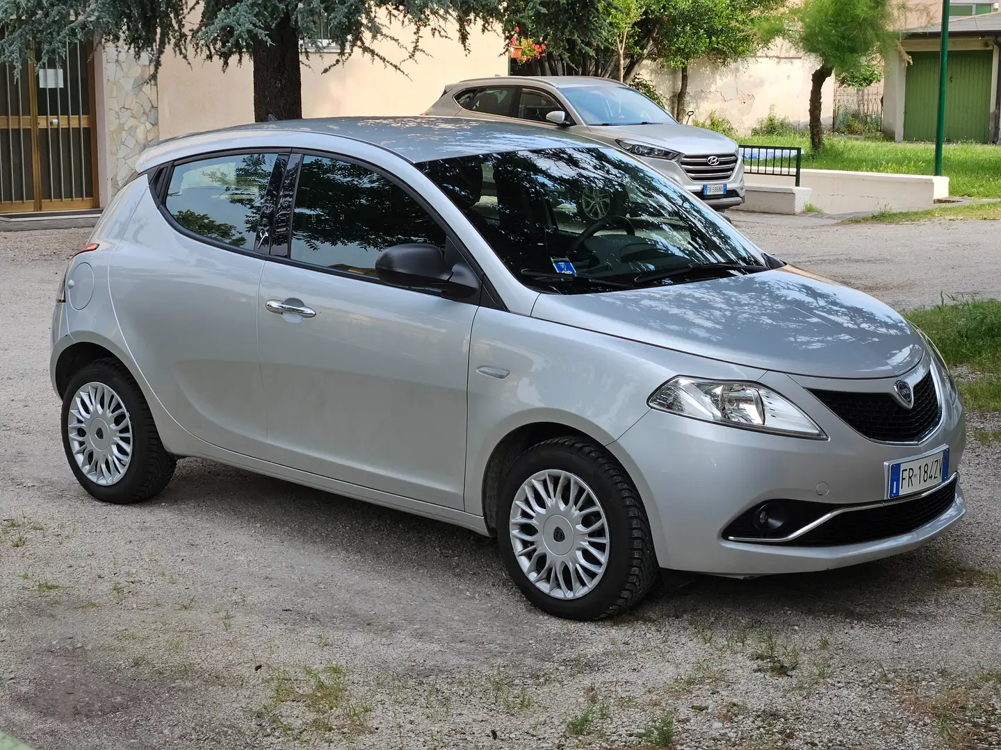 Lancia Ypsilon Ypsilon III 1.2 Silver 69cv Argento - 2