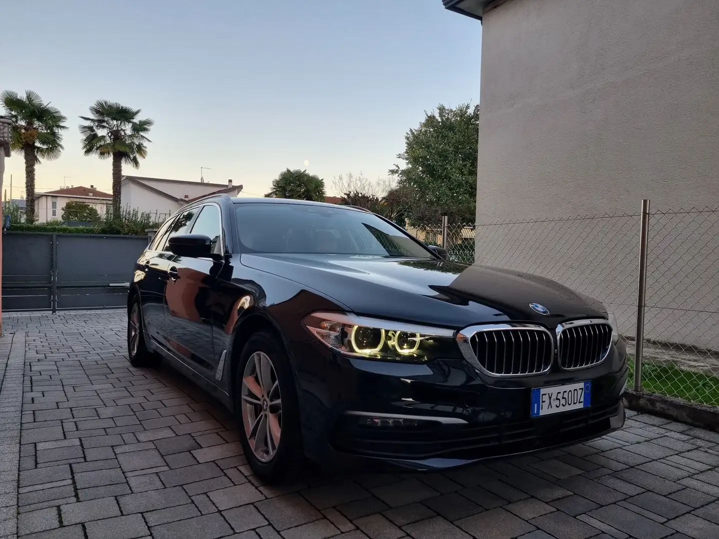 BMW 530 530d Touring xdrive Luxury 249cv auto - 1