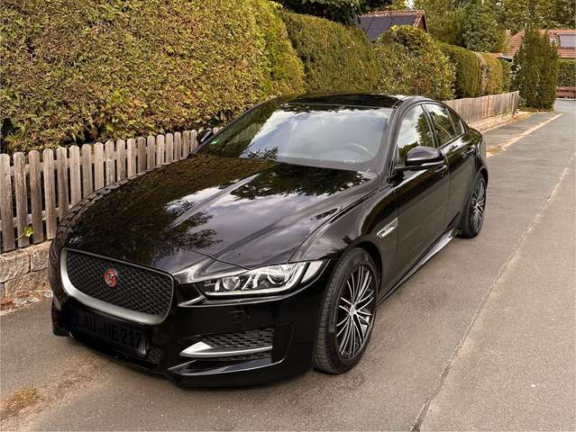 Imagine Jaguar XE XE 20d Aut. R-Sport