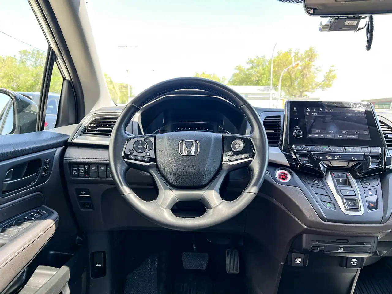 Honda Odyssey photo Honda Odyssey