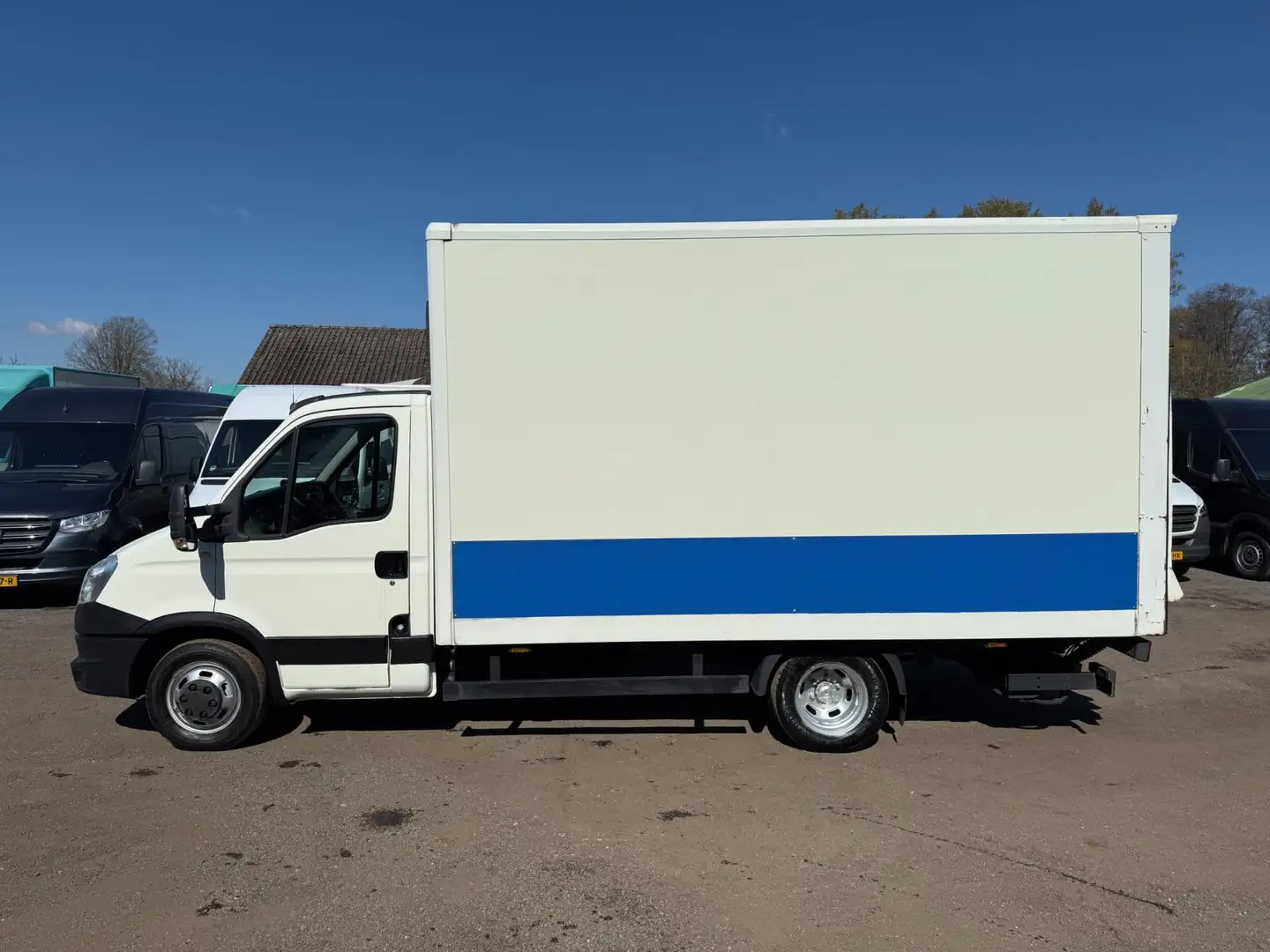Iveco Daily 35C13 ENGINE NOT OK Bakwagen Laadklep Koffer Ladeb Blanco - 2