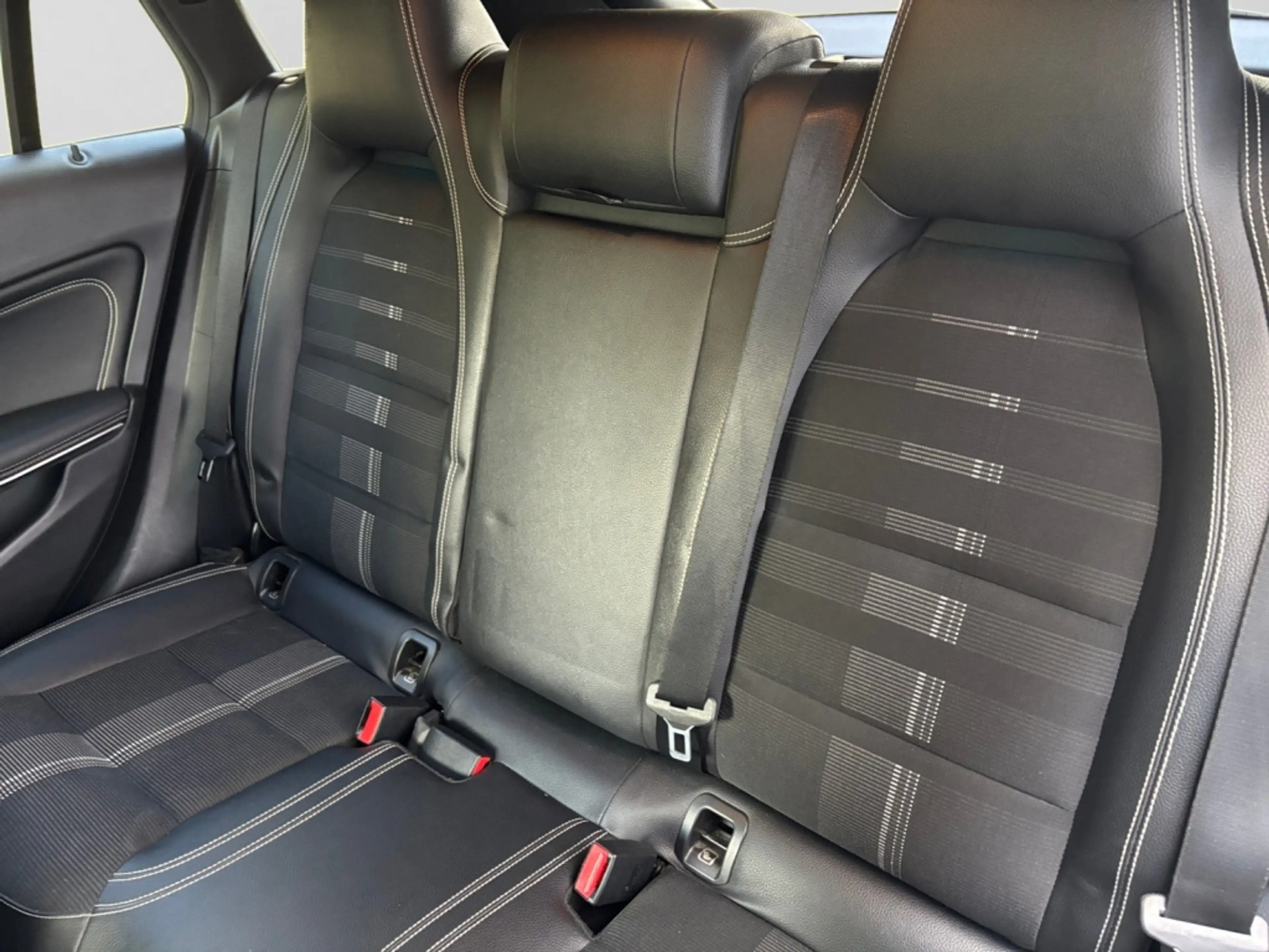 Mercedes-Benz CLA 200 SB PANO|SHZ|TEMP|KAM|KEYL|LED|NAVI — photo 8