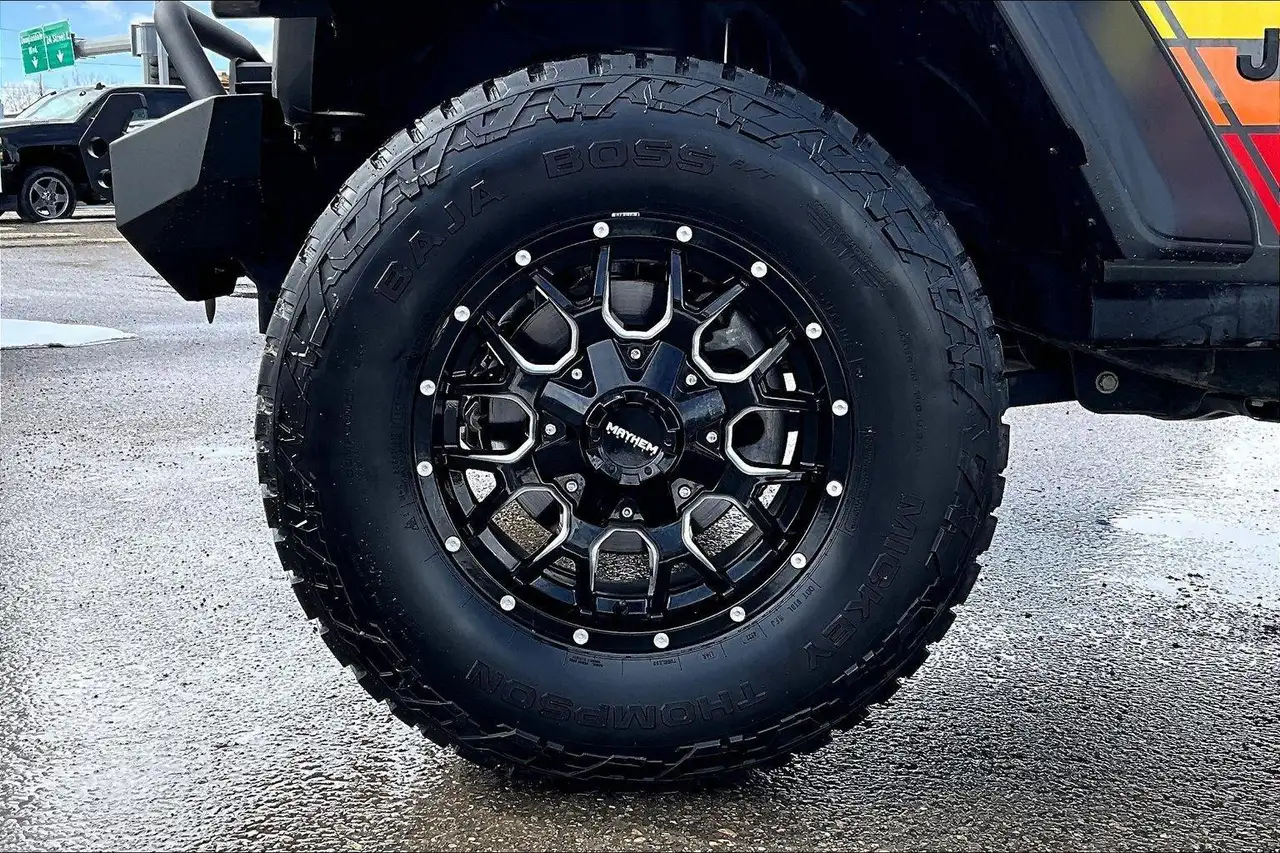 Jeep Wrangler снимка Jeep Wrangler