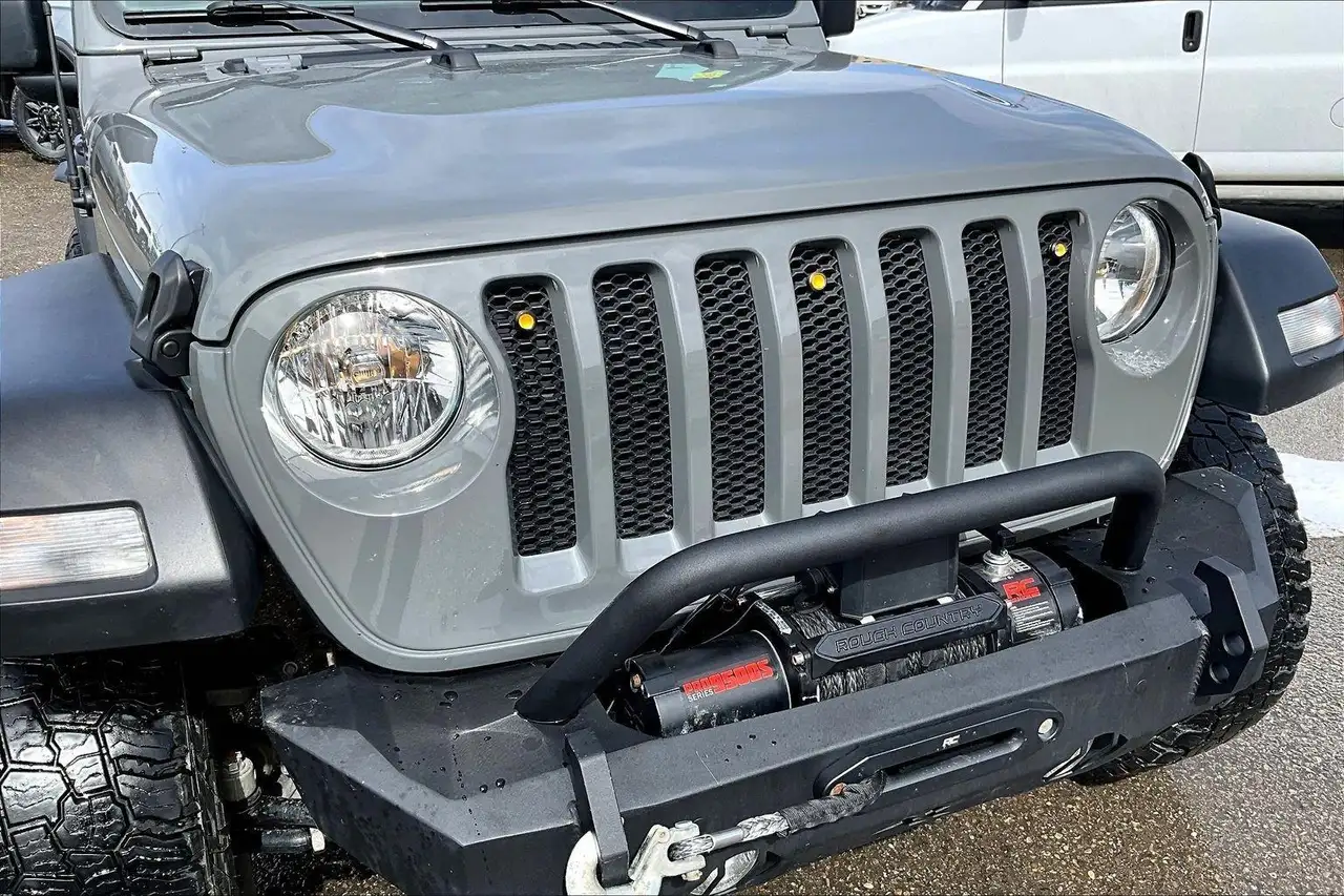 Jeep Wrangler снимка Jeep Wrangler