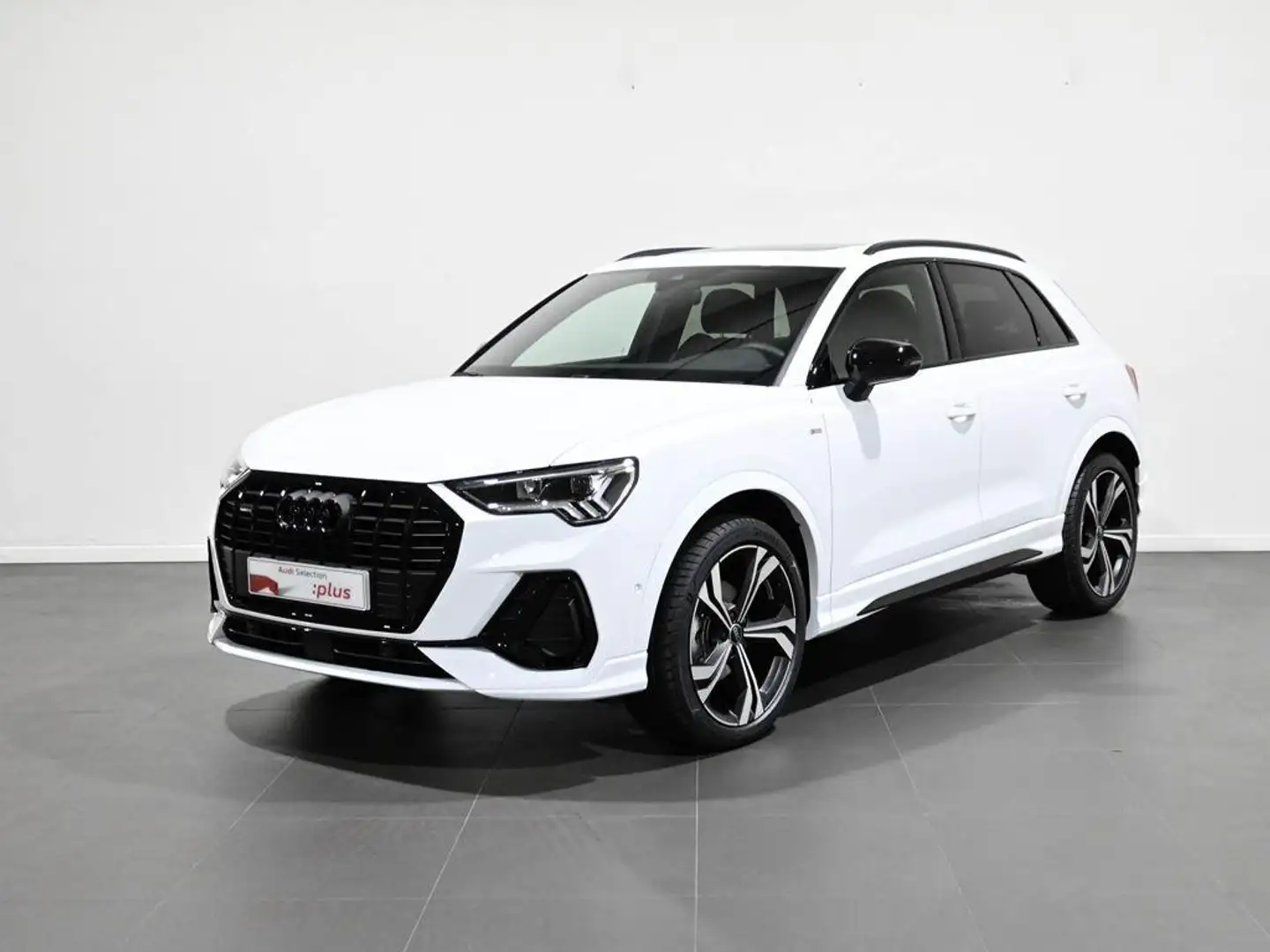 Audi Q3 35 TDI Black line quattro S tronic 110kW Weiß - 1