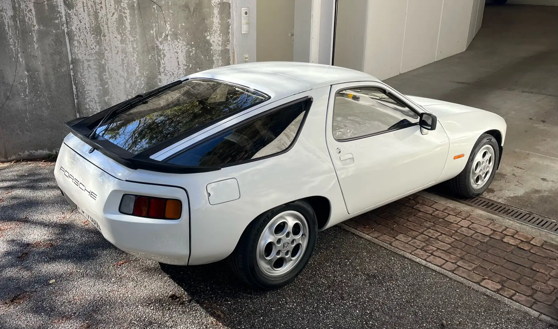 Porsche 928 4,5 manuale, prima serie, V8, 241 cv, originale Bianco - 2