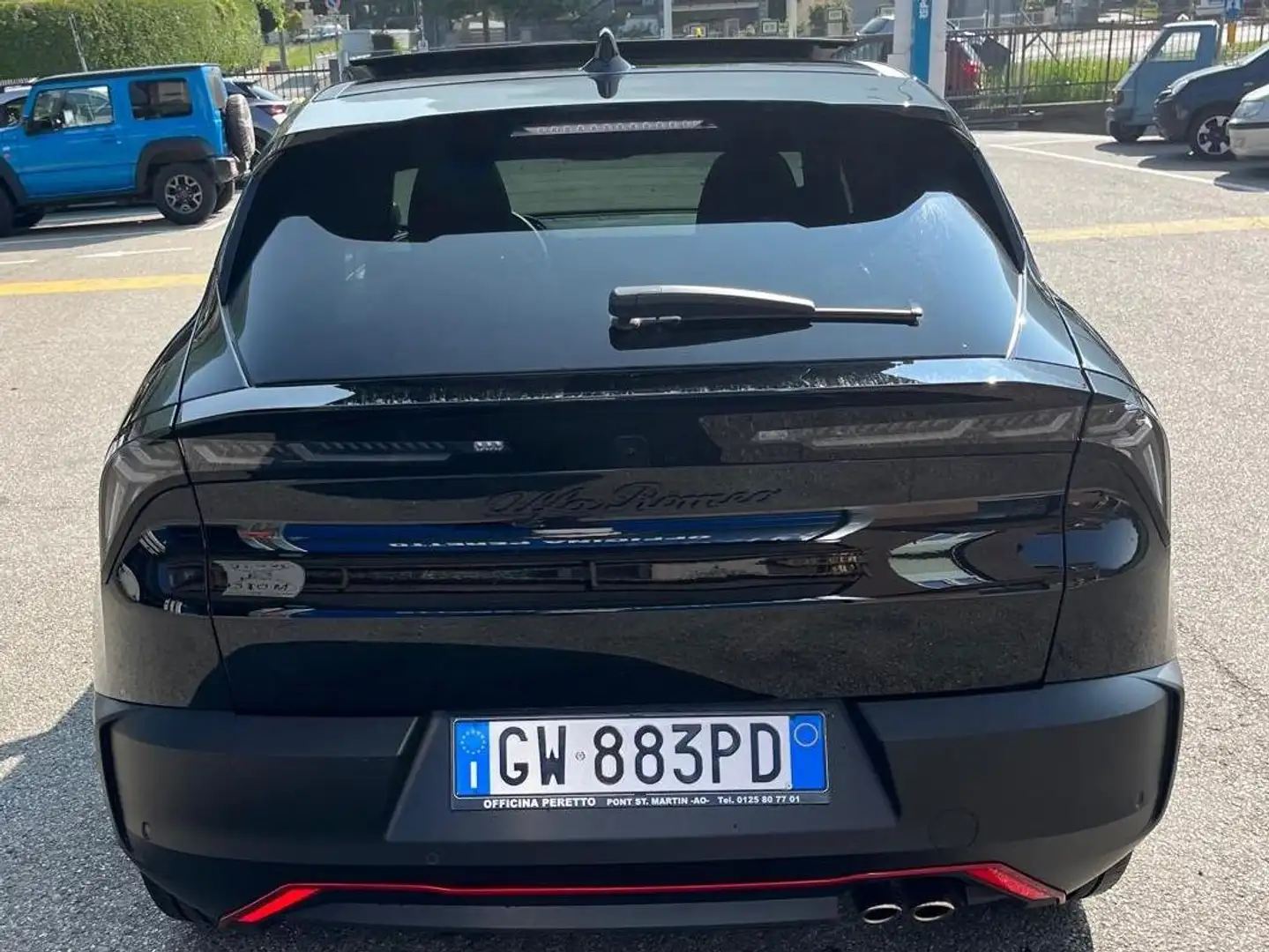 Alfa Romeo Junior Junior 1.2 ibrida Speciale 145cv edct6 Nero - 2