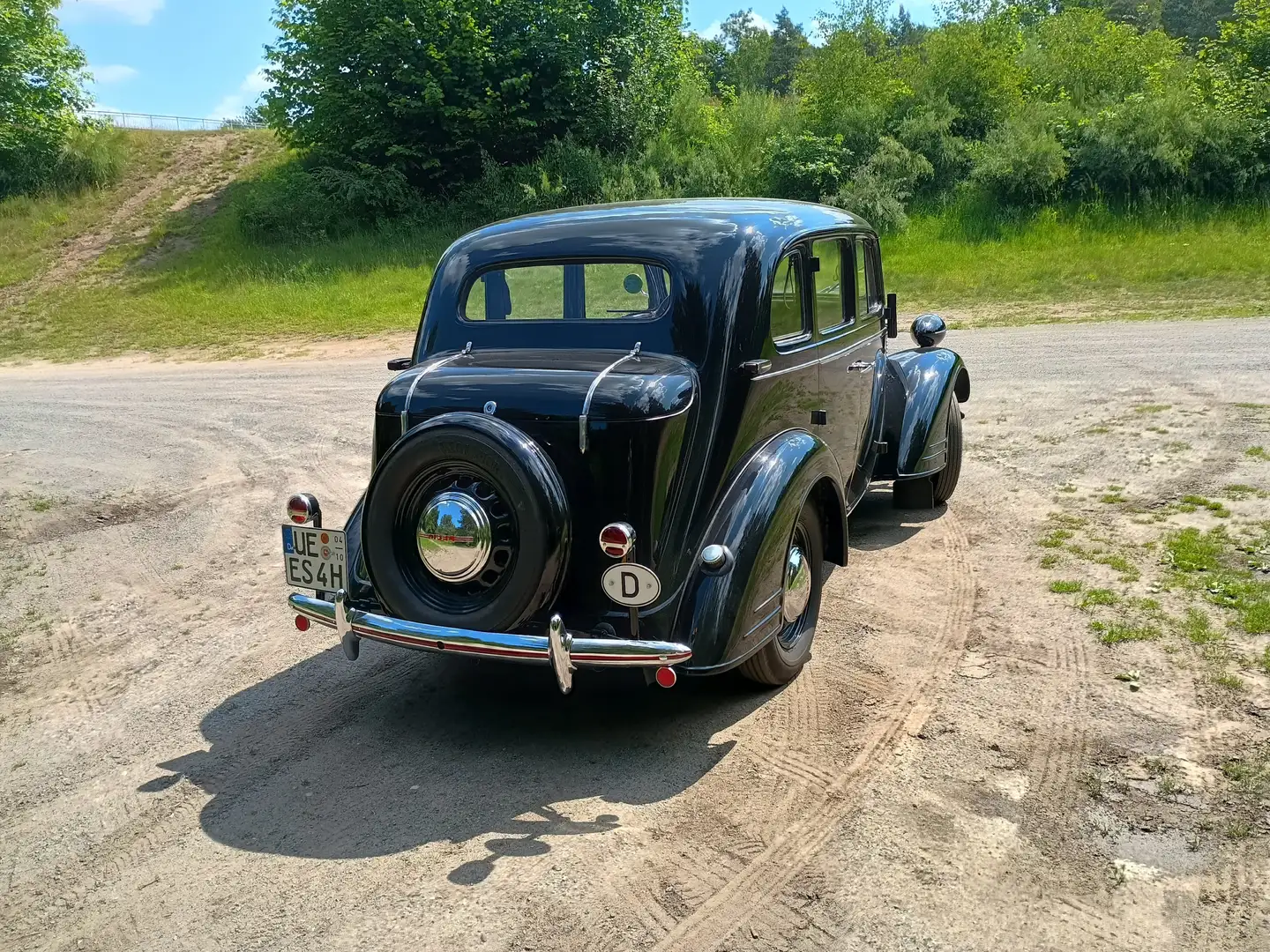 Opel Super 6 Schwarz - 2