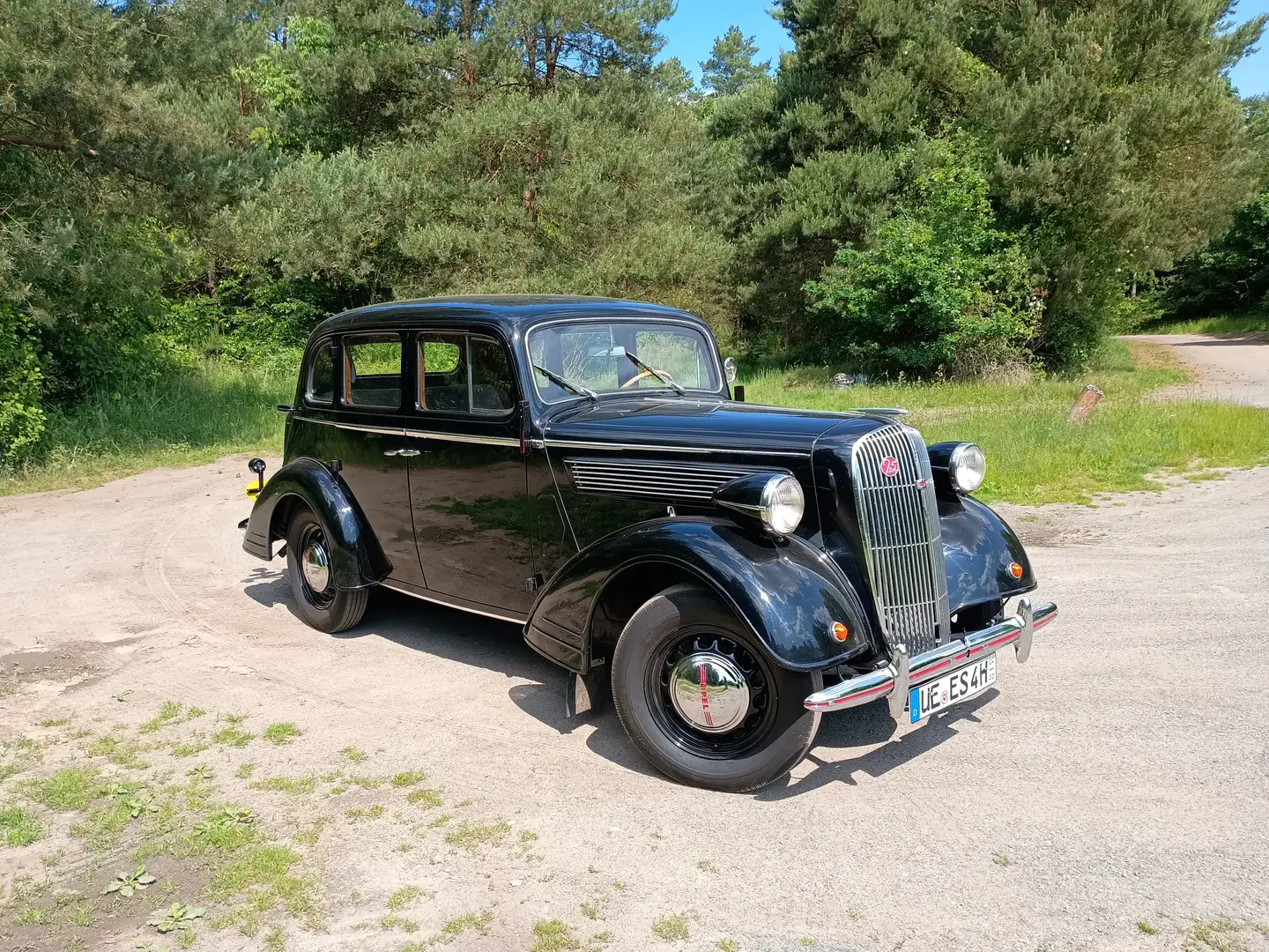 Opel Super 6 Schwarz - 1