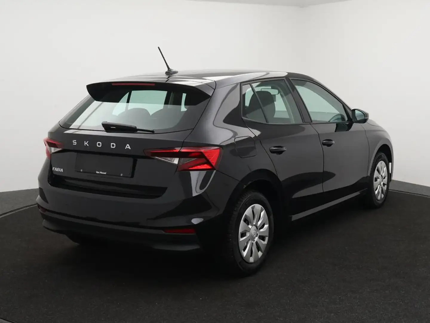 Skoda Fabia Fabia 1.0MPI 80PK *APP CONNECT*PDC A*CRUISE*DIGITAL DASHBOARD*BLTH*AIRCO*... Noir - 2