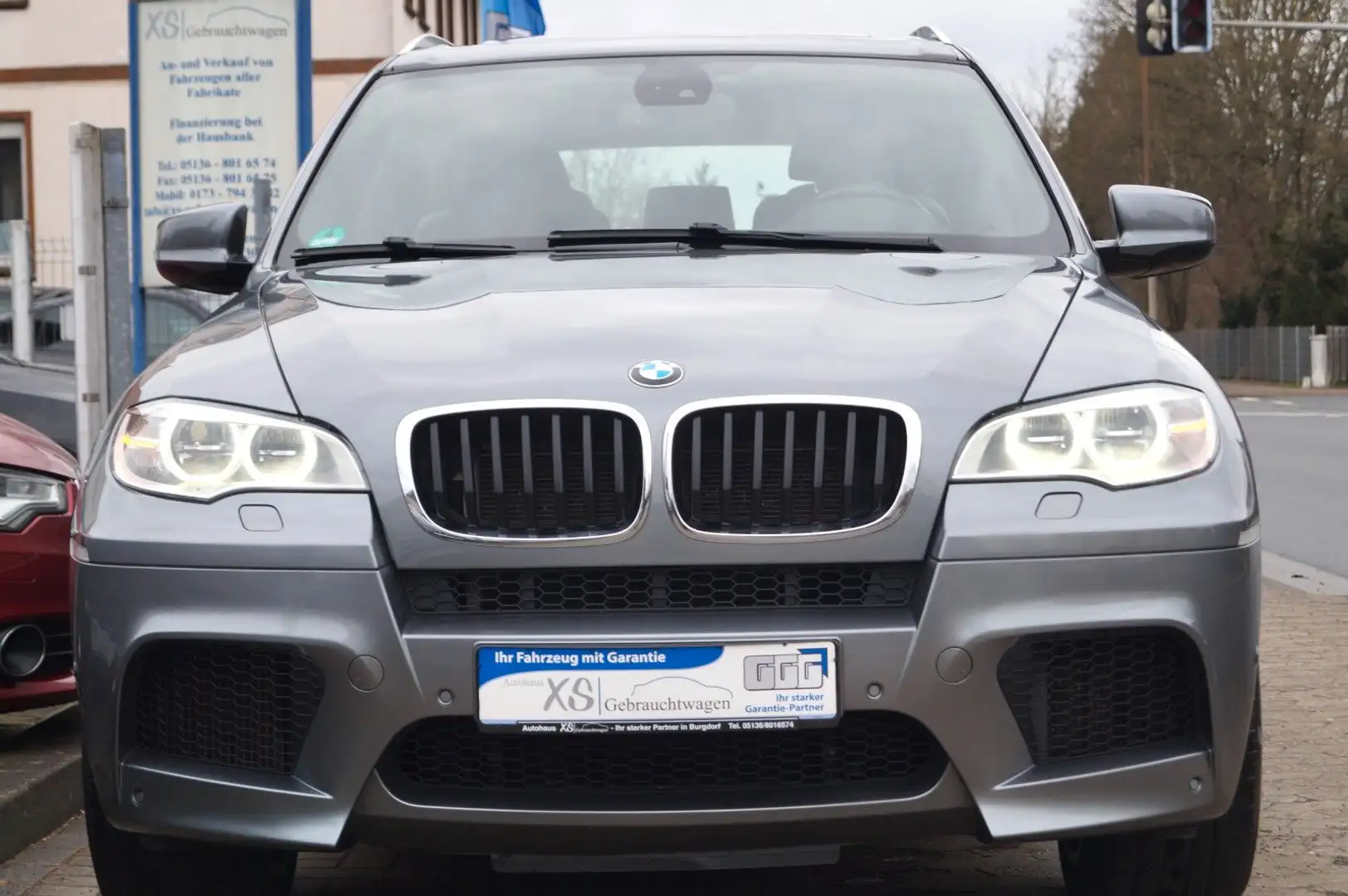 BMW X5 M xDrive Automatik aus 2.Hand! +Service neu+ Grigio - 2