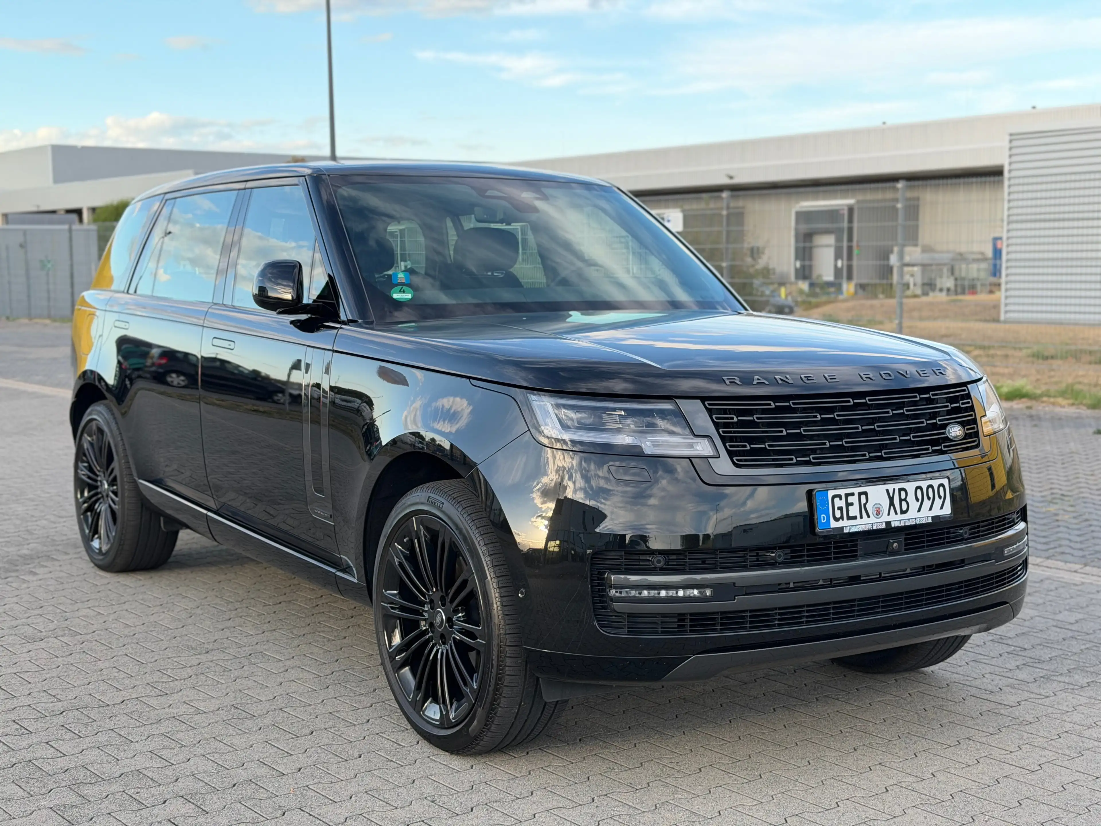 Land Rover Range Rover Autobiography (LWB) — photo 3