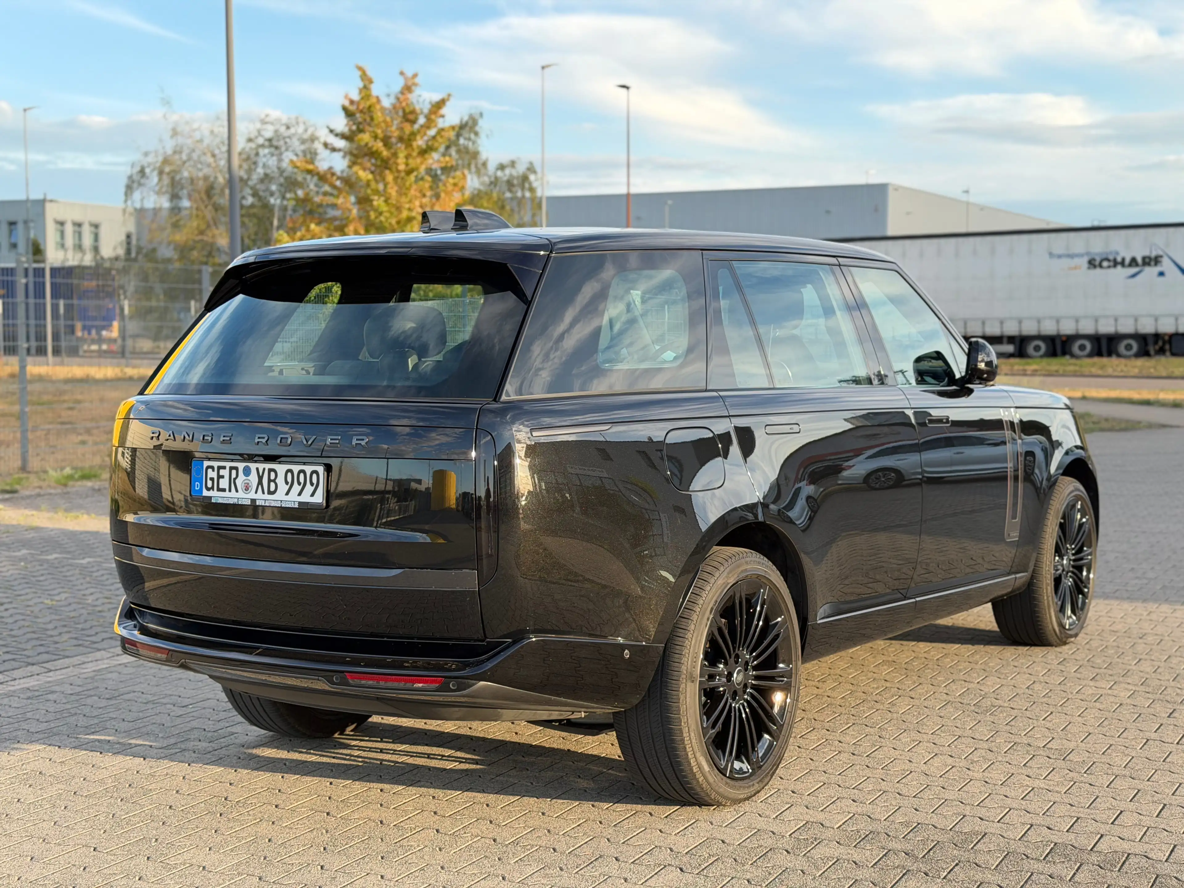 Land Rover Range Rover Autobiography (LWB) — photo 5