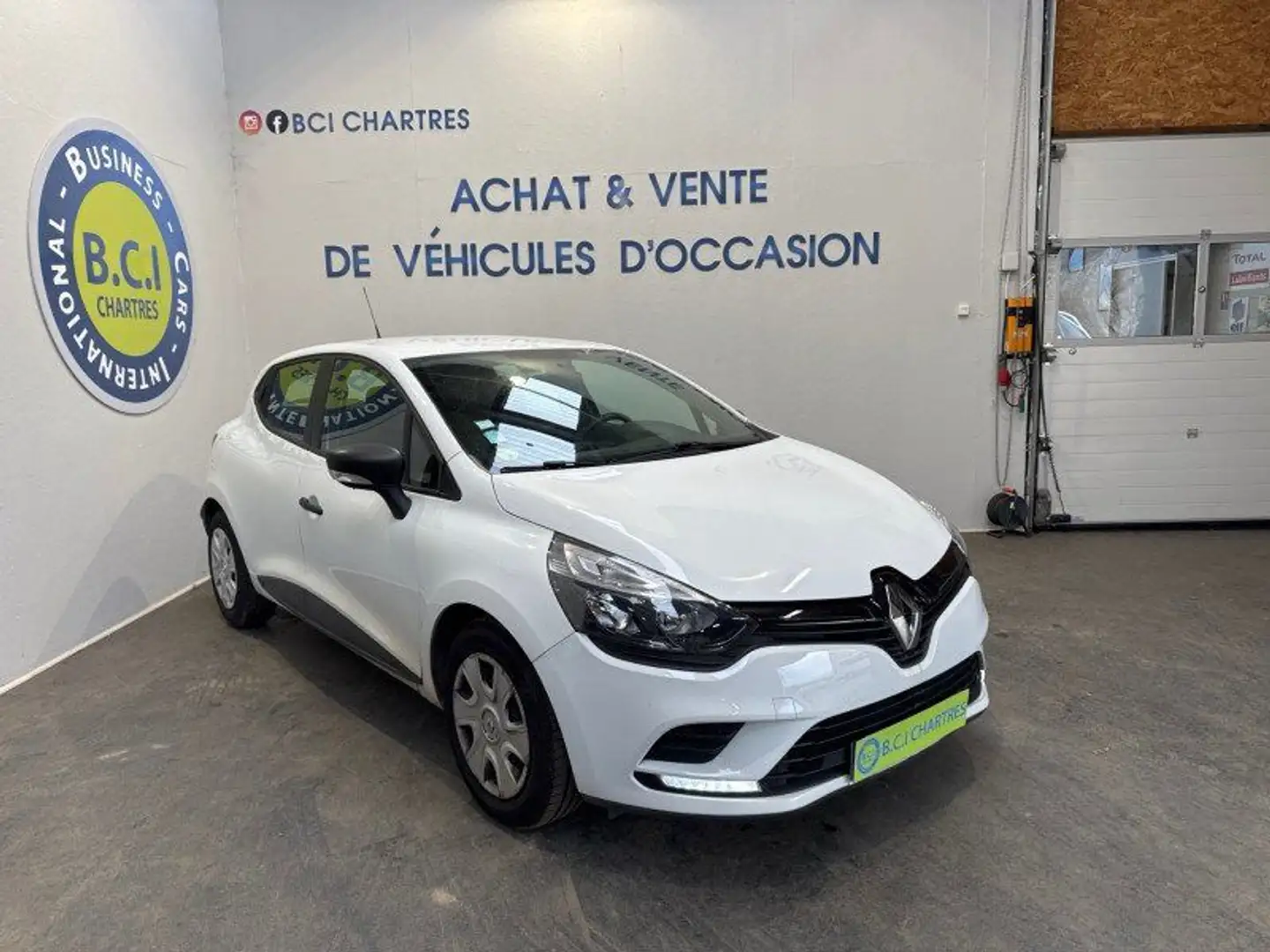 Renault Clio IV STE 1.5 DCI 90CH ENERGY AIR E6C Blanc - 2