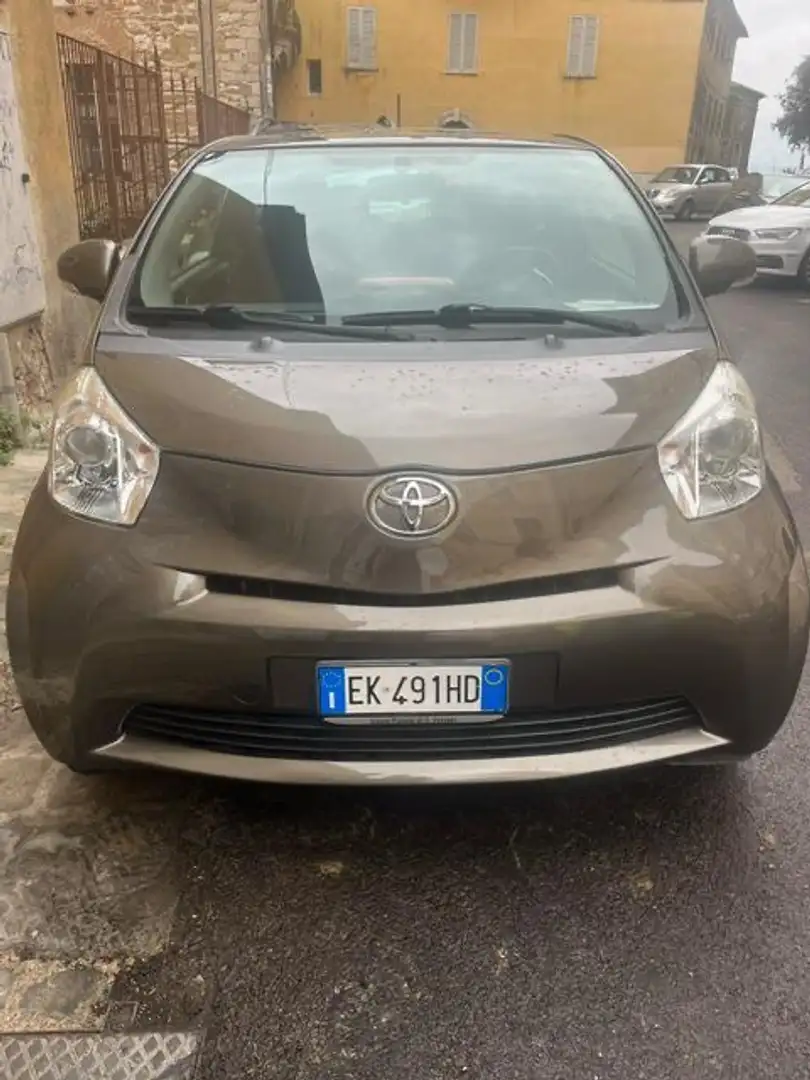 Toyota iQ iQ 1.0 cvt (multidrive) E5 Marrone - 2