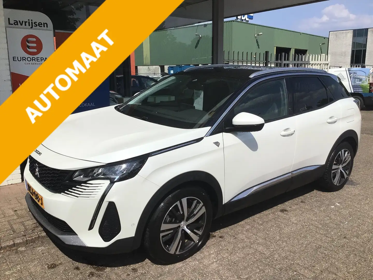 Peugeot 3008 1.2 PureTech 130pk S&amp;S EAT8 Road Trip Blanco - 1