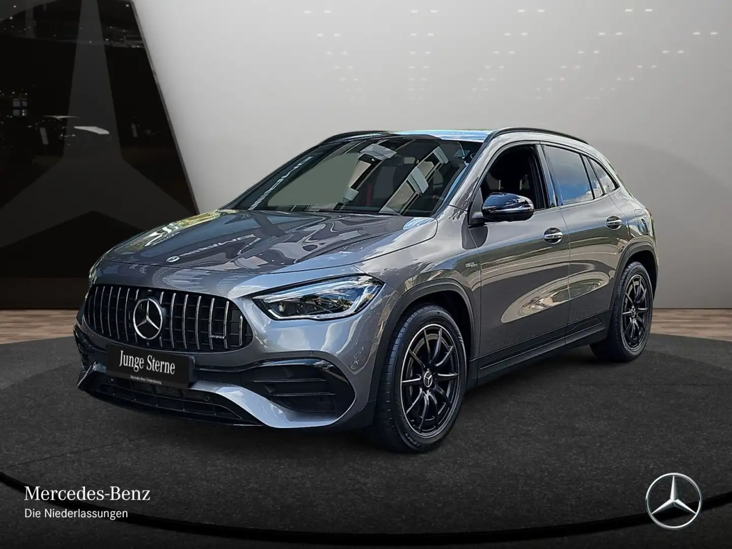 Mercedes-Benz GLA 45 AMG GLA 45 4M PANO+360°+MULTIBEAM+8G Grijs - 2