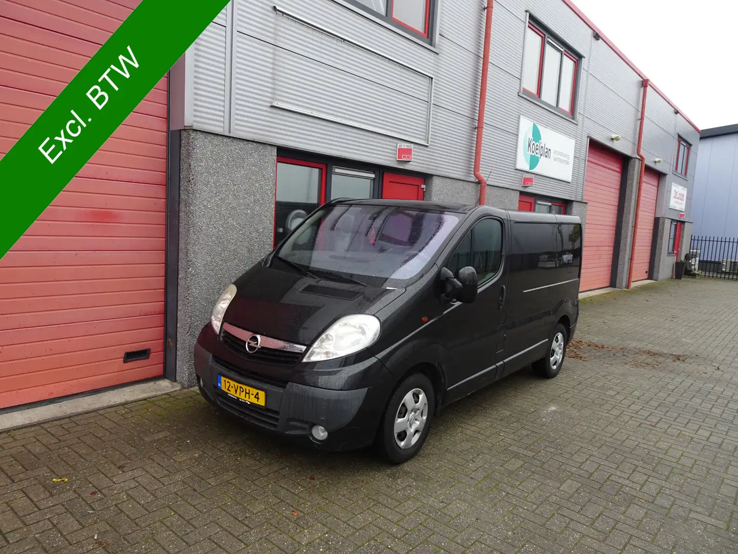 Opel Vivaro 2.5 CDTI L1H1 3 zits airco Schwarz - 1