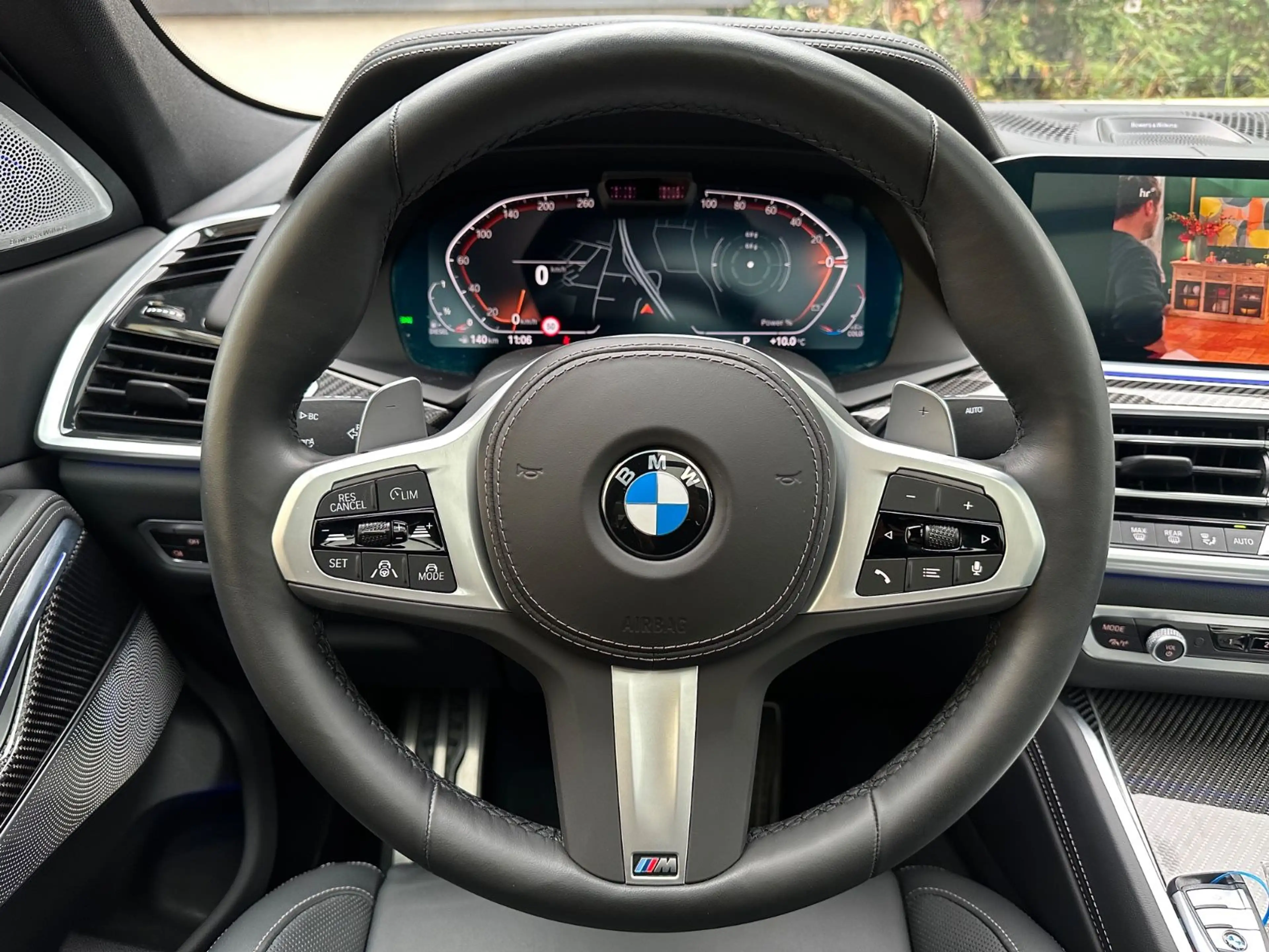 BMW X6 xDr40d M Sport PANO*B&W*TV*M-Sitz*AHK*Massage — photo 12