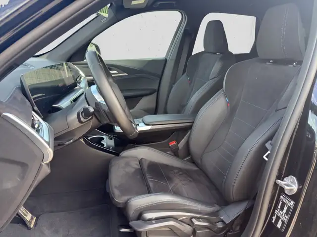 BMW X1 view 8