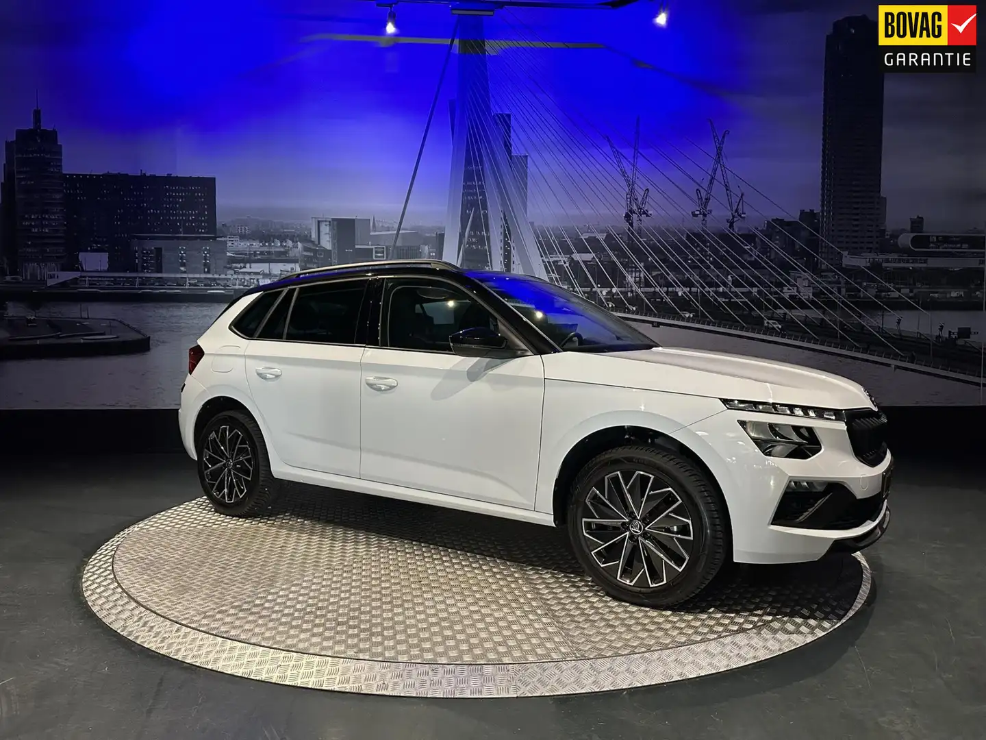 Skoda Kamiq 1.5 TSI ACT Selection *camera*Climate*Keyless*Smar Weiß - 1