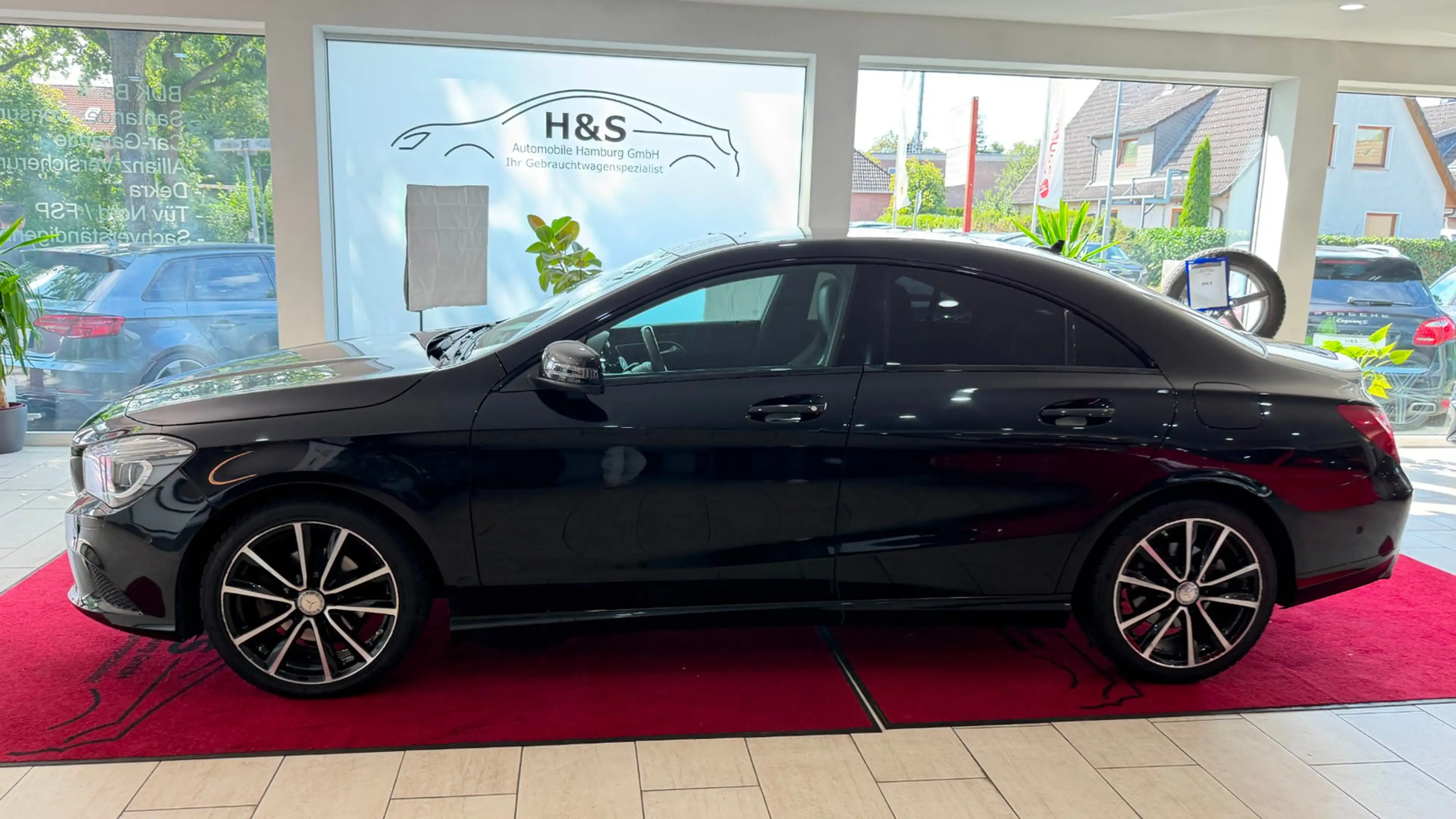 Mercedes-Benz CLA 220 CDI / d AMG LINE — photo 3