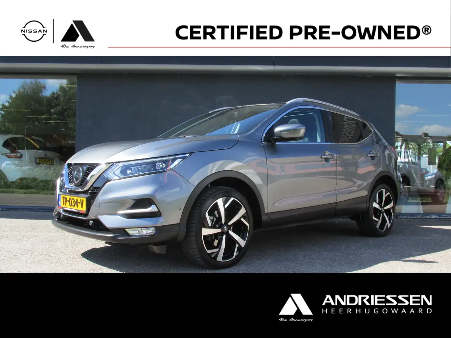 Nissan Qashqai 1.2 DIG-T Xtronic Tekna [Trekhaak + NL-auto] Grijs - 1