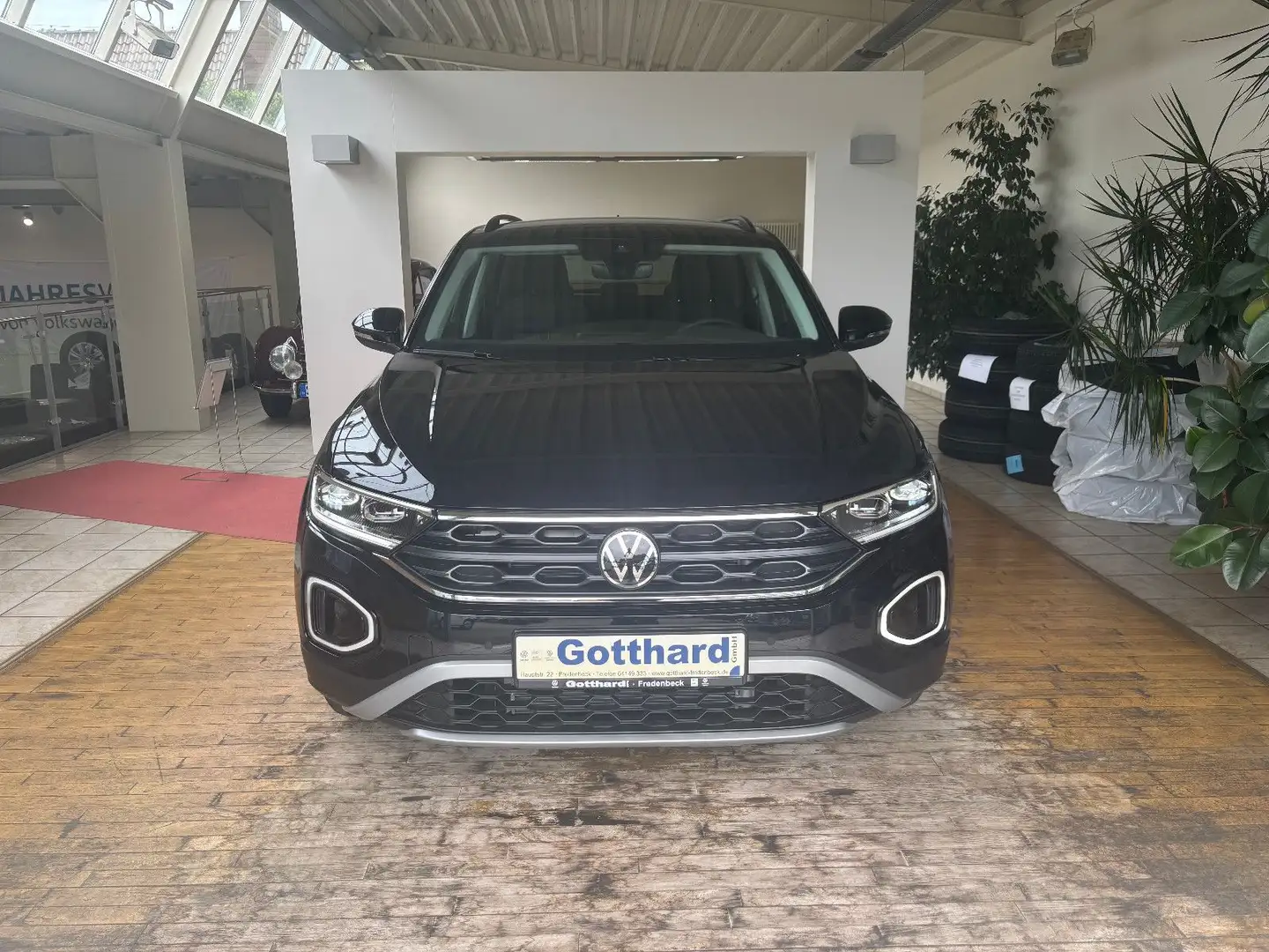 Volkswagen T-Roc 1.0 TSI OPF Life "ACC+LED+Keyless-Access" Schwarz - 1