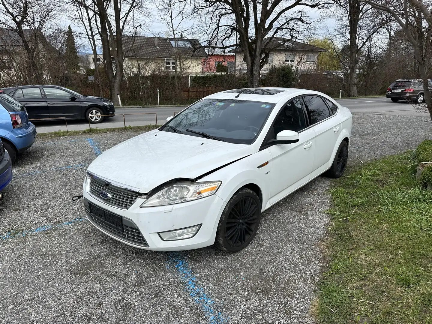 Ford Mondeo Ghia 2,5 Turbo - 1