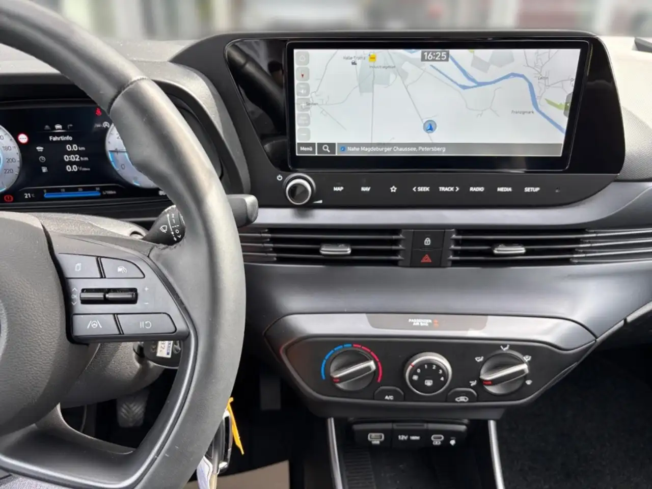 Hyundai i20 Trend 1.0 T-GDi Trend*KAMERA*CARPLAY*DAB*NAVI*LED*, миниатюра 9