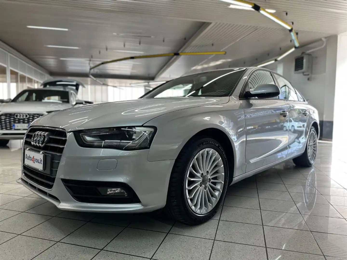 Audi A4 1.8 TFSI 120 CV Business UNICO PROPRIETARIO Silber - 2