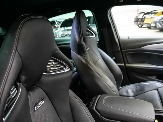 Opel Insignia view 11