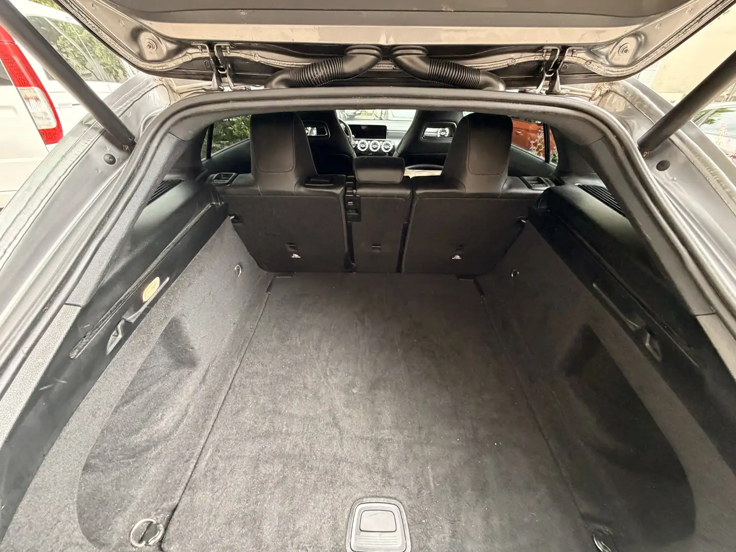 Mercedes-Benz CLA 200 d Shooting Brake Aut. Amg Line - 1