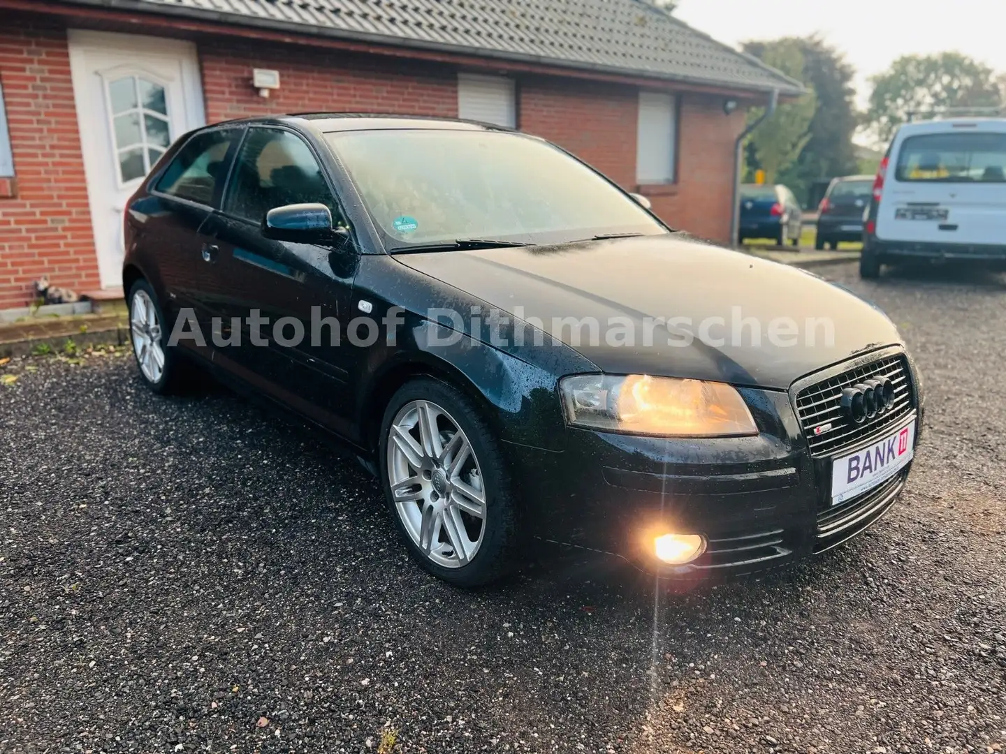 Audi A3 2.0 FSI S line Sportpaket plus/Teilleder/Klim Schwarz - 2