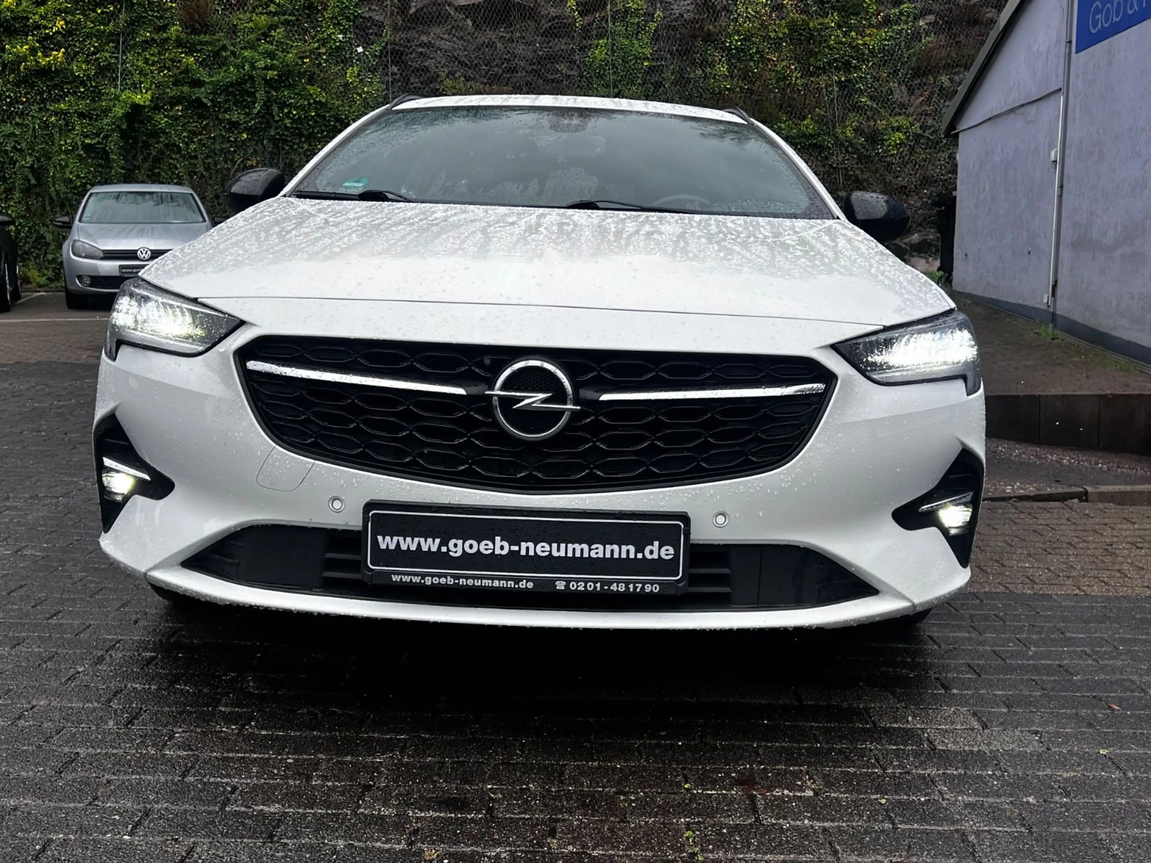 Opel Insignia B Sports Tourer Business Edition Aut. — photo 2