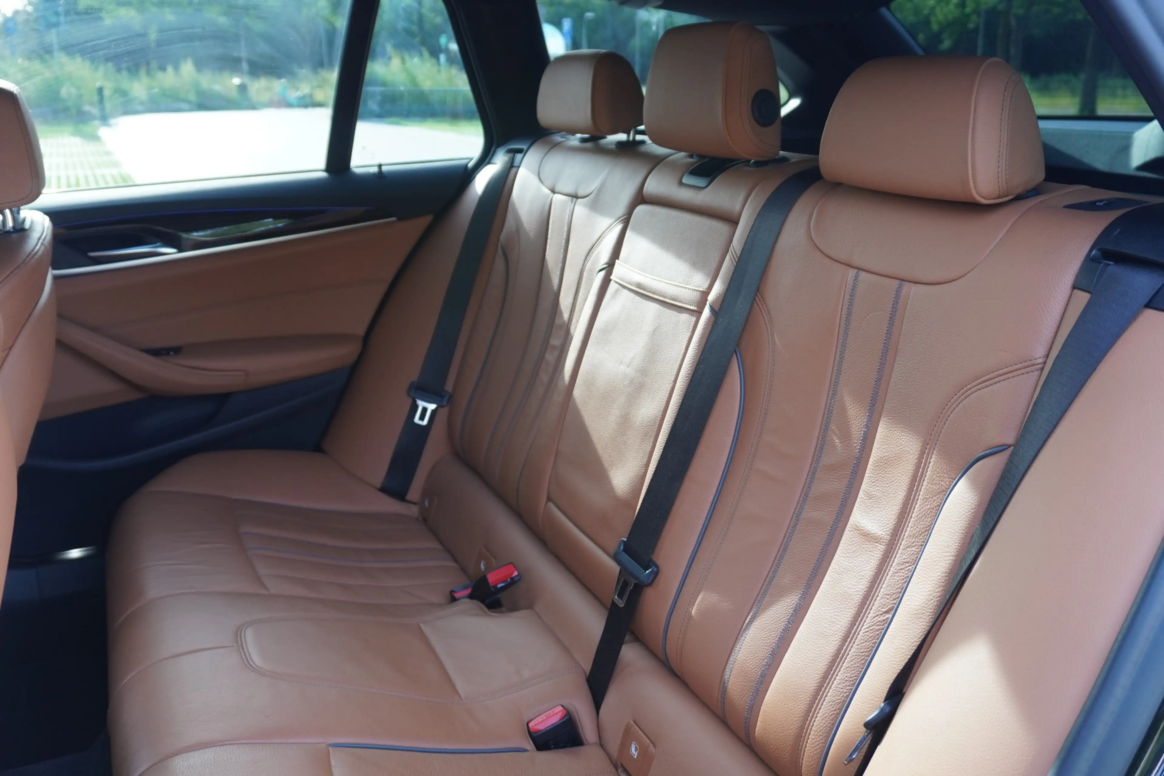 BMW 530 5-serie Touring 530i xDrive High Executive Automaa — photo 8