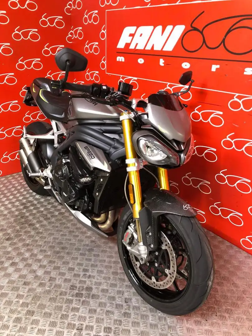 Triumph Speed Triple 1200 RS - Grigio - 2