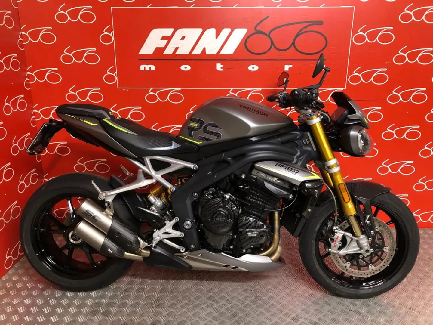 Triumph Speed Triple 1200 RS - Grigio - 1